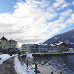 旧本a片温泉下的母子
